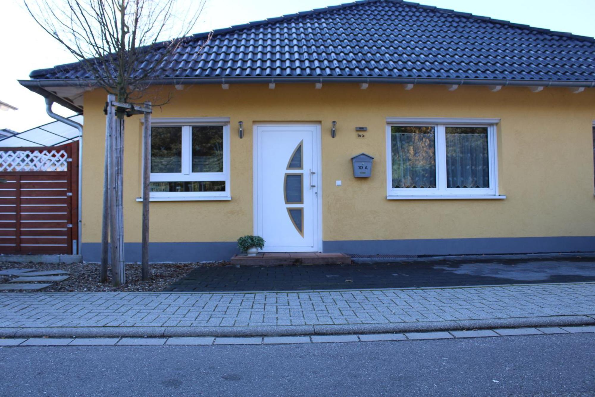 Fewo-Zum Blauenblick Buggingen Buitenkant foto